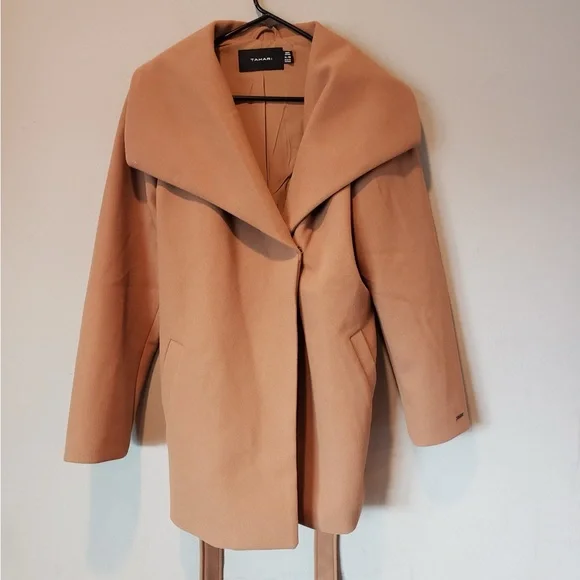 Tahari Camel Belted Trench Coat New no Tags - Picture 2 of 4